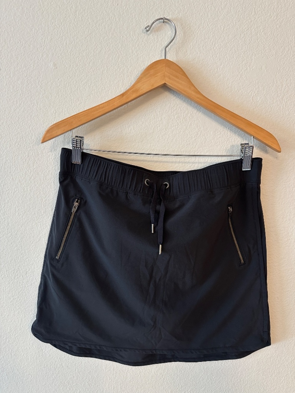 Athleta City Skort Black Women's M Golf Travel Athletic
